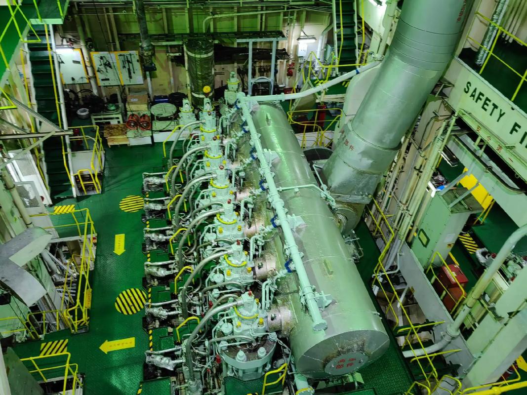 船舶主机加速如何平稳高效？-图1