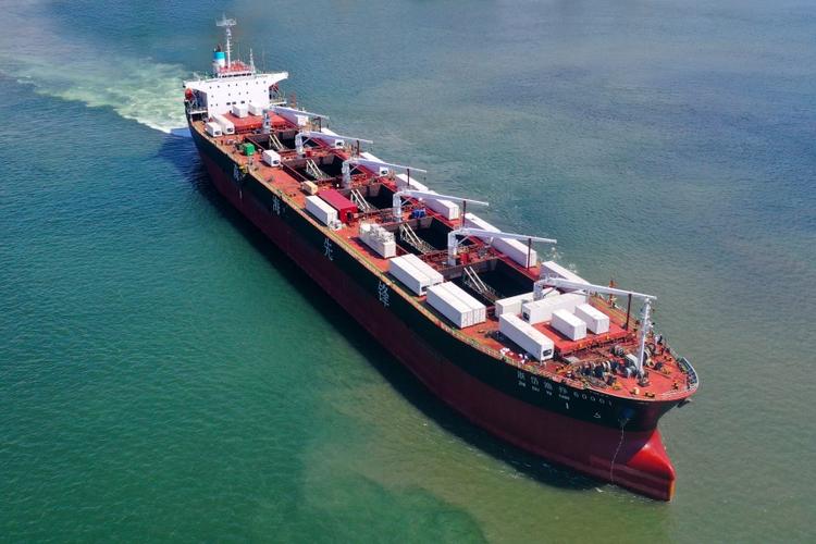 秦皇岛中港船舶有何业务优势？-图2