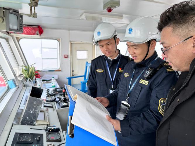 内河船舶值班，关键点与注意事项有哪些？-图2