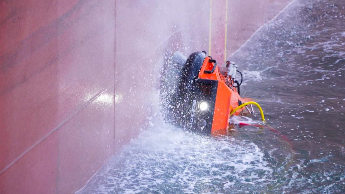 船舶清洗机器人如何高效作业？-图1