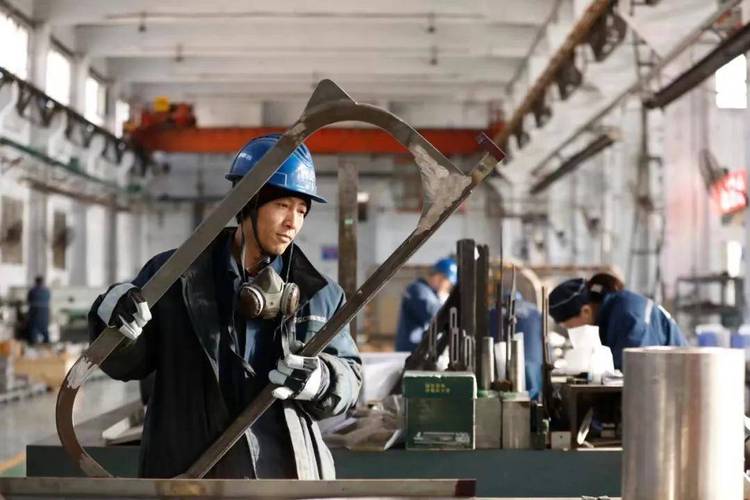 船舶备件公司具体做什么工作？-图2