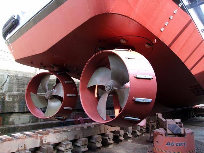 船舶舾装拖曳设备如何选型与维护？-图1