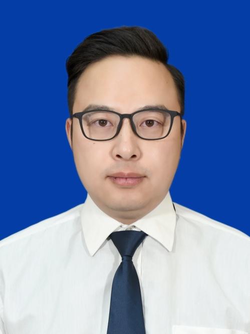 大连船舶刘征的简历背景与经历如何？-图3