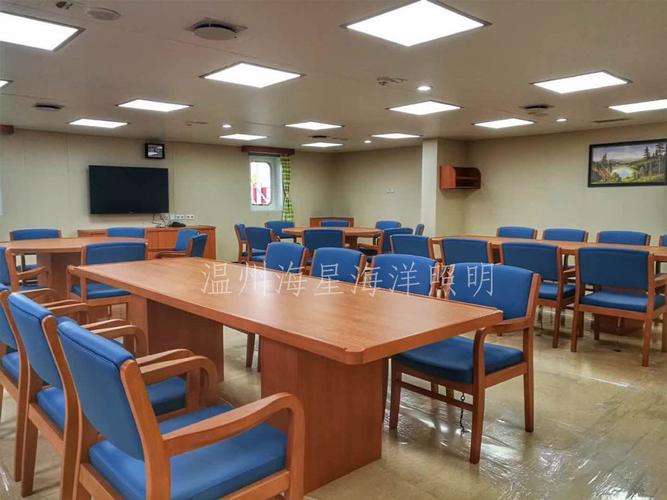 船舶为何要装双套灯具？-图3