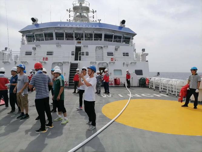 青岛中英船舶管理公司有何业务特色？-图2