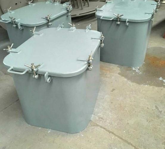 船舶逃生孔盖形式有哪些常见类型？-图1