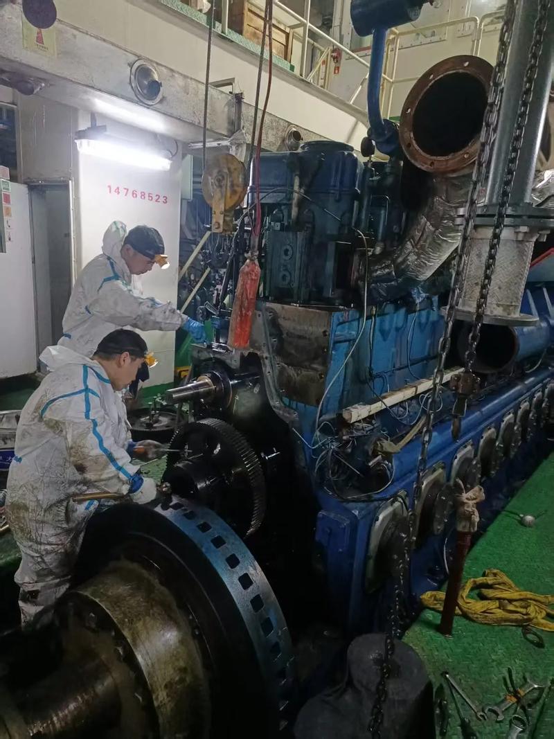 江苏船舶主机活塞翻新，如何保证翻新质量与寿命？-图1