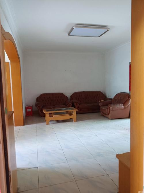 重庆川东船舶附近哪里租房合适？-图1