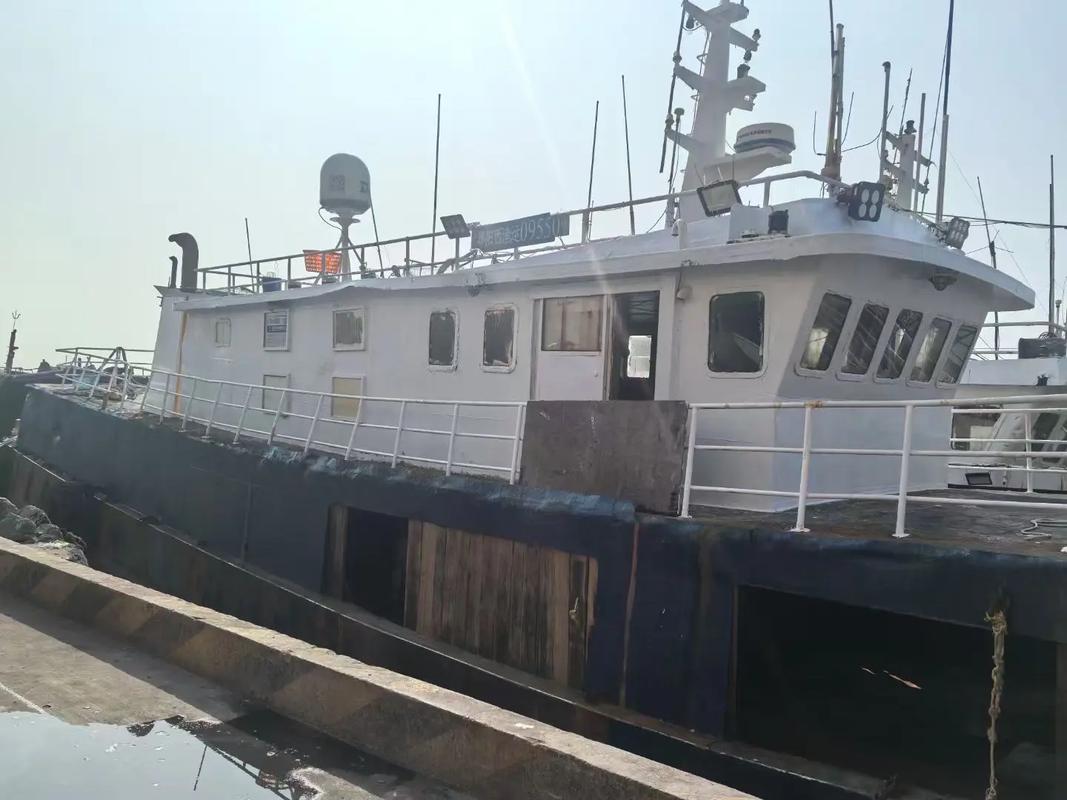 法院拍卖船舶1677，底价多少？-图1